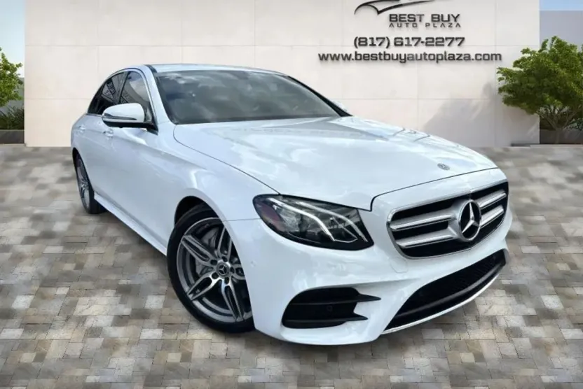 2019 Mercedes Benz E 300 Sedan photo 1