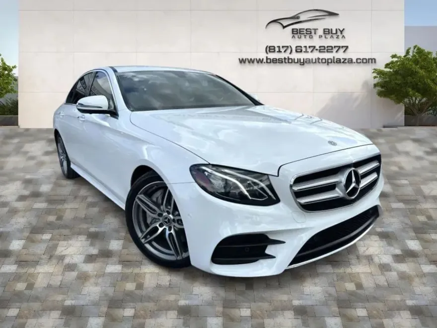 2019 Mercedes Benz E 300 Sedan photo 1
