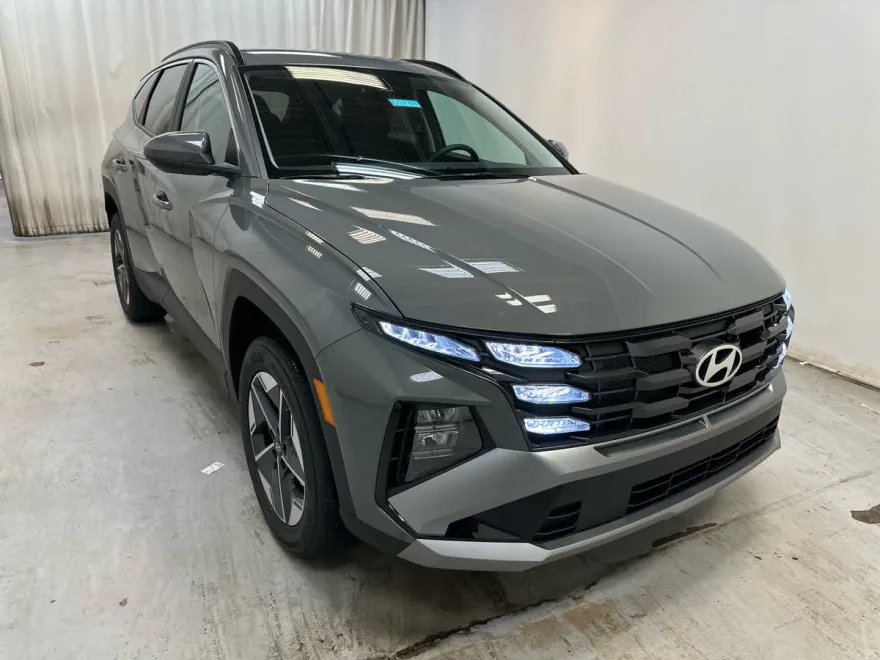 2025 Hyundai Tucson SEL photo 1