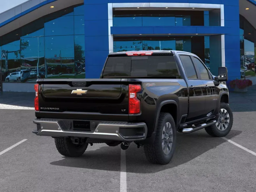 2025 Chevrolet Silverado 2500HD LT photo 1