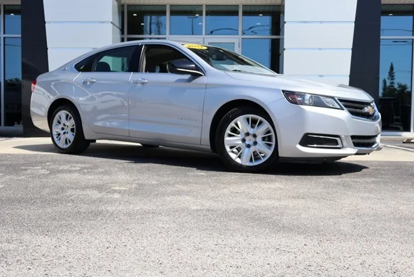 2017 Chevrolet Impala photo 1