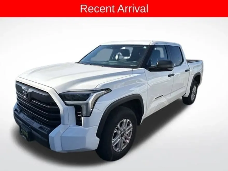2023 Toyota Tundra SR5 photo 1