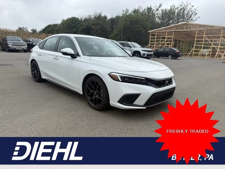 2024 Honda Civic Sport Touring photo 1
