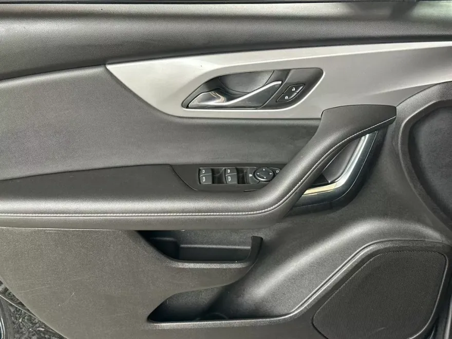 2023 Chevrolet Blazer 2LT photo 1