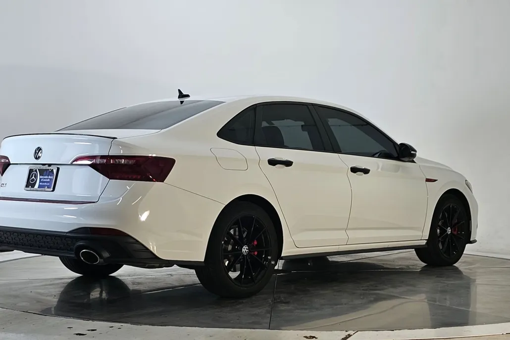 2024 Volkswagen Jetta GLI Autobahn Anniversary Edition photo 1