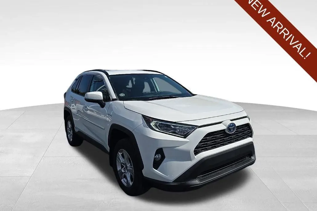2021 Toyota RAV4 Hybrid XLE photo 1