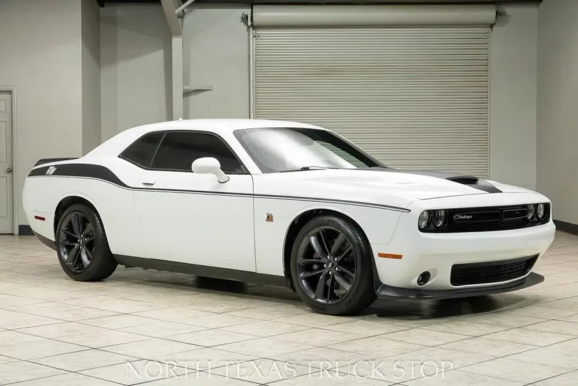 2019 Dodge Challenger R/T Scat Pack photo 1