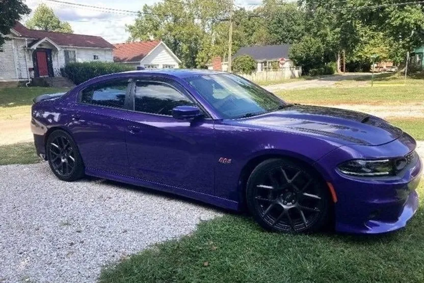 2019 Dodge Charger SRT8 R/T Scat Pack photo 1