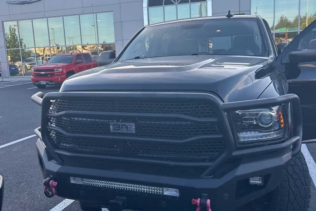 2014 Ram 3500 Laramie photo 1