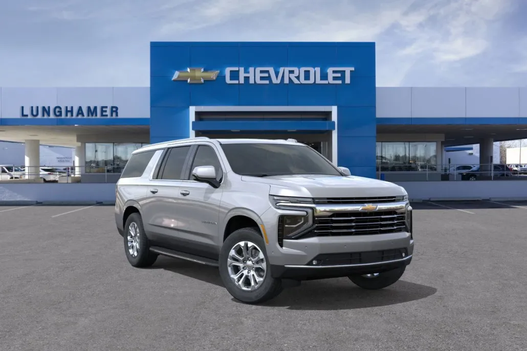 2025 Chevrolet Suburban LT photo 1