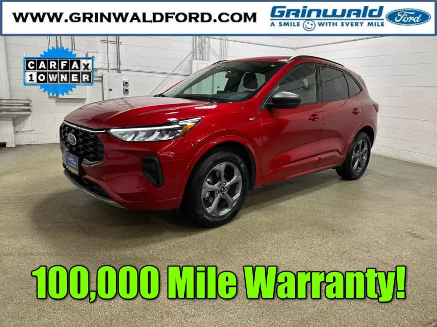 2024 Ford Escape ST-Line photo 1