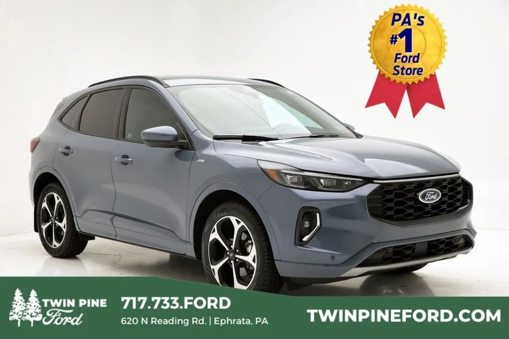 2023 Ford Escape ST-Line Elite photo 1