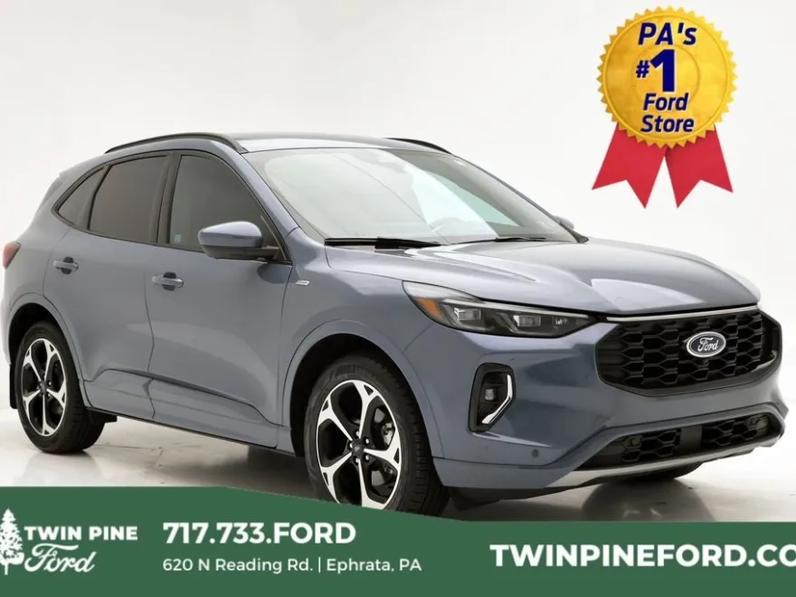 2023 Ford Escape ST-Line Elite photo 1