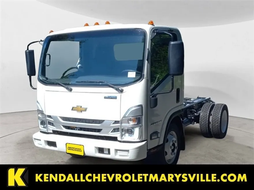 2025 Chevrolet Silverado 4500HD photo 1