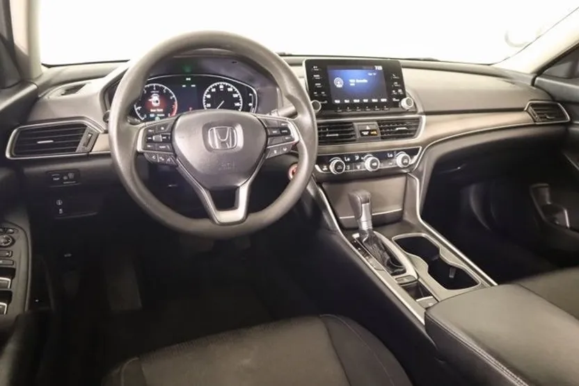 2018 Honda Accord LX 1.5T photo 1