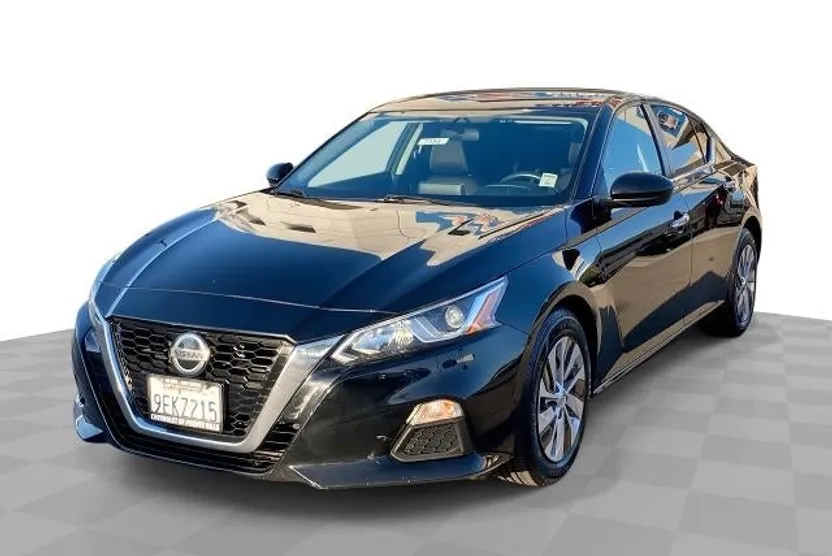 2020 Nissan Altima S photo 1