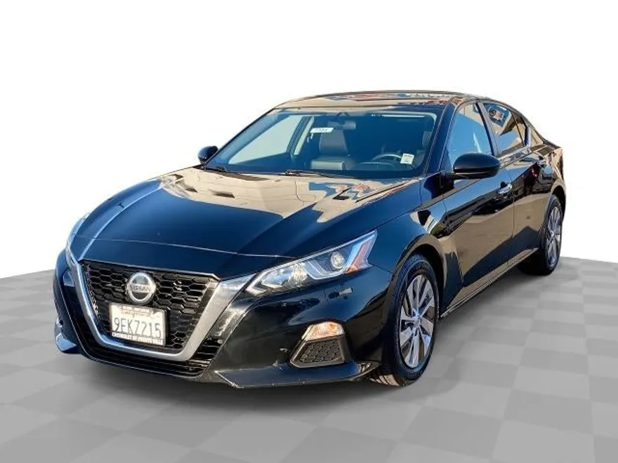2020 Nissan Altima S photo 1