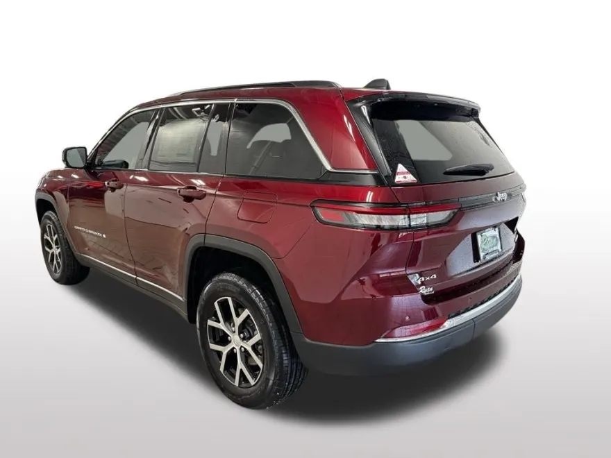 2025 Jeep Grand Cherokee Limited photo 1