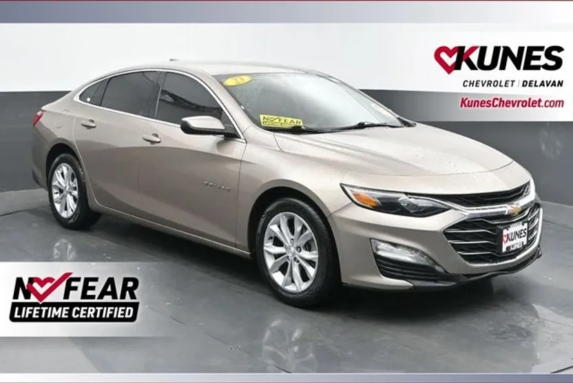 2023 Chevrolet Malibu 1LT photo 1