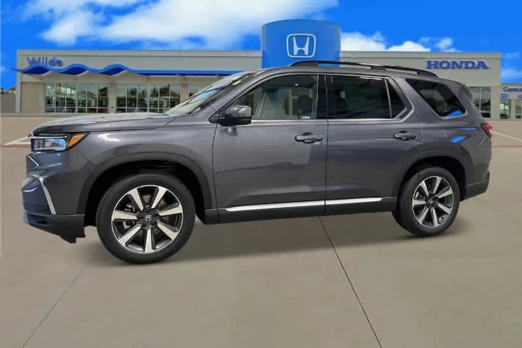 2025 Honda Pilot Elite photo 1