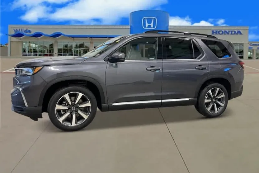 2025 Honda Pilot Elite photo 1