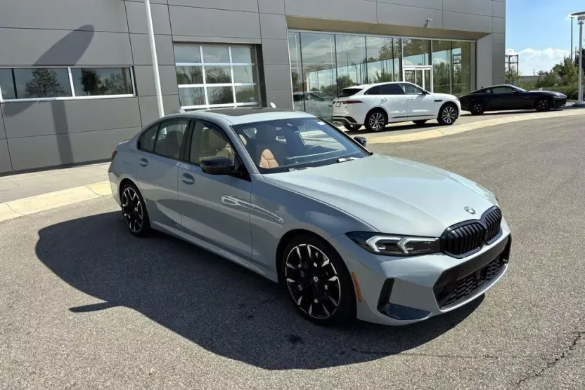 2025 Bmw 330i xDrive Sedan photo 1