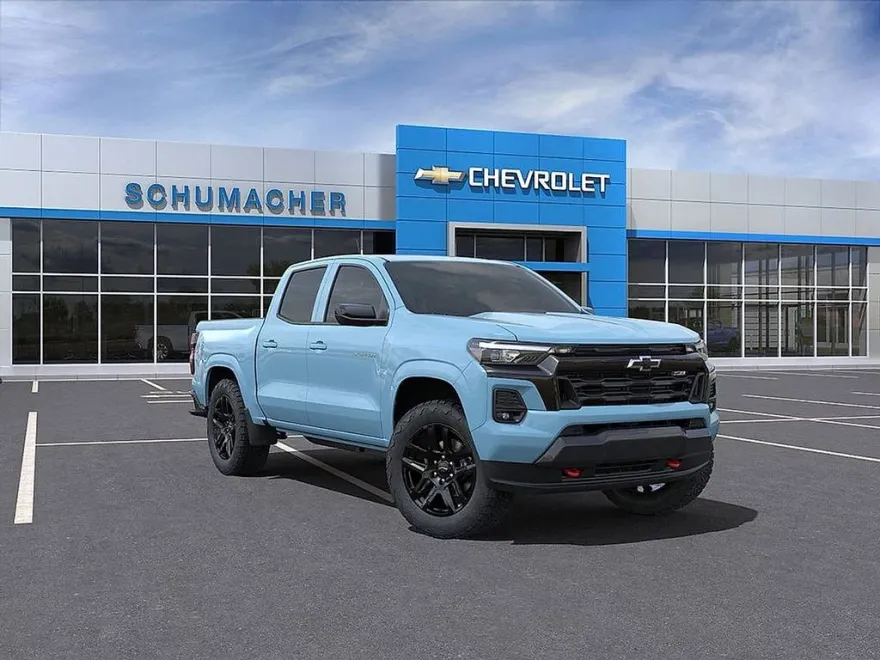 2025 Chevrolet Colorado Z71 photo 1