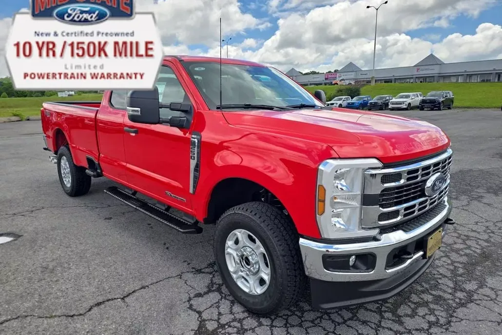 2025 Ford F-250 photo 1
