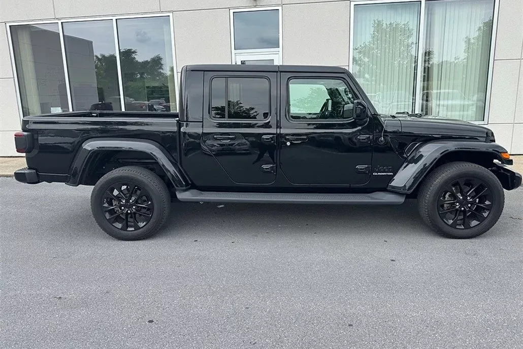 2021 Jeep Gladiator High Altitude photo 1