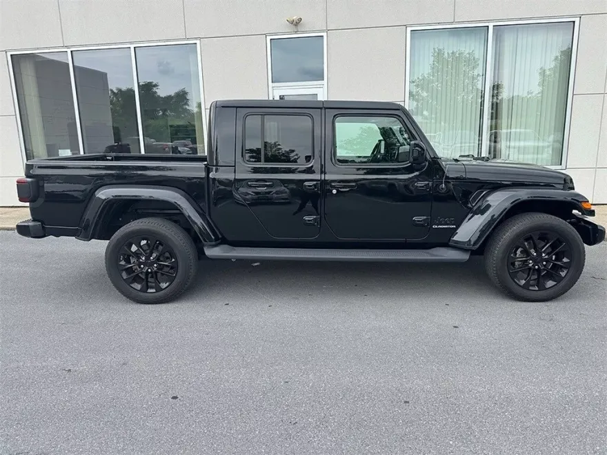 2021 Jeep Gladiator High Altitude photo 1
