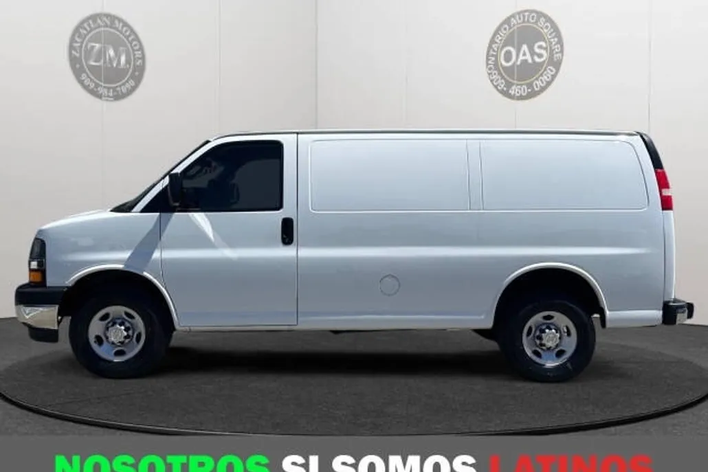 2019 Chevrolet Express 2500 Cargo photo 1