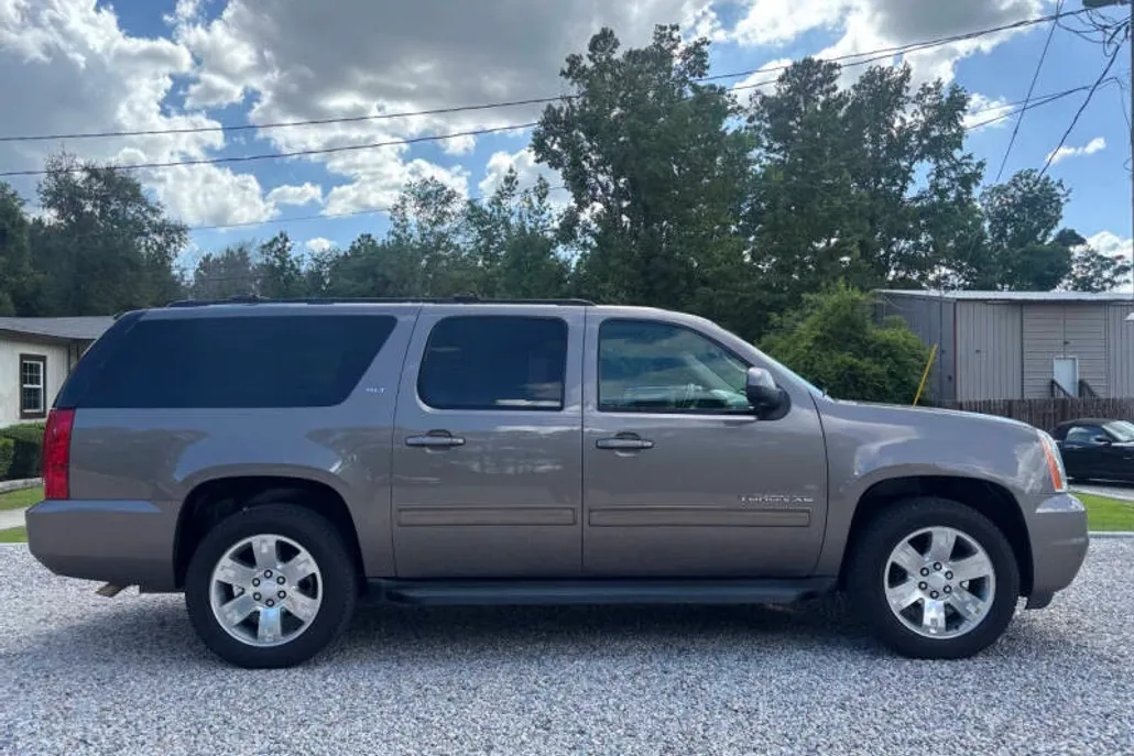 2014 Gmc Yukon XL SLT photo 1