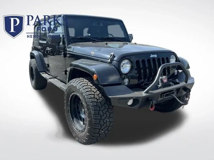 2015 Jeep Wrangler Unlimited Sahara photo 1