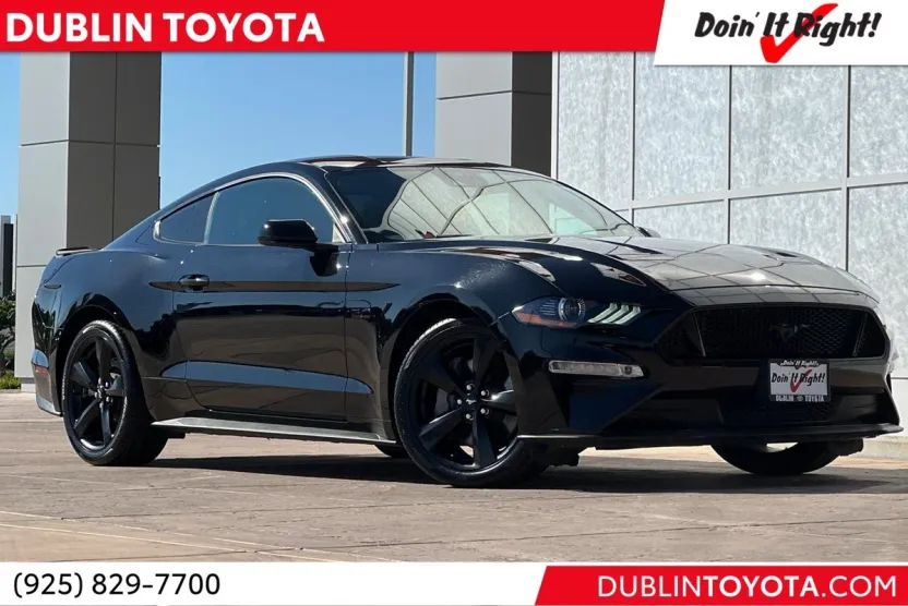 2023 Ford Mustang GT photo 1