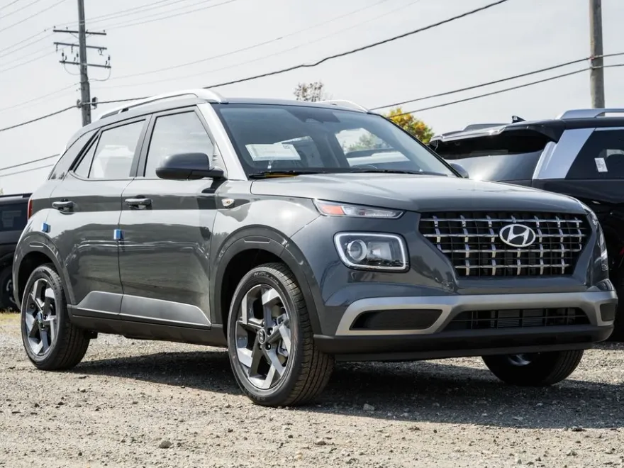2026 Hyundai Venue SEL photo 1