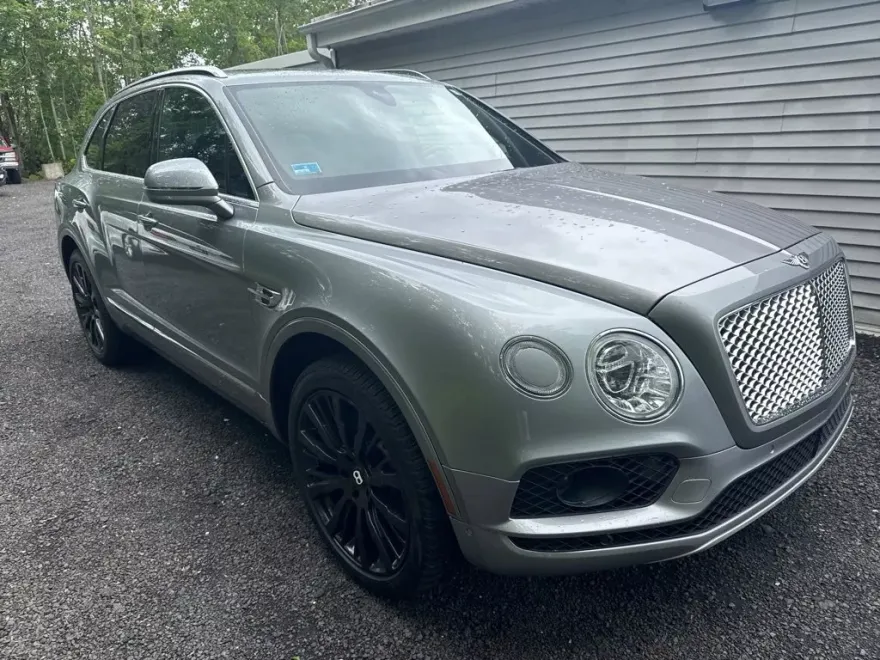 2018 Bentley Bentayga W12 photo 1