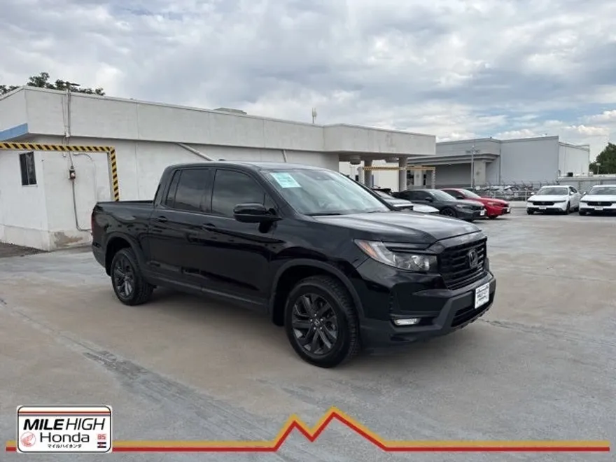 2023 Honda Ridgeline Sport photo 1