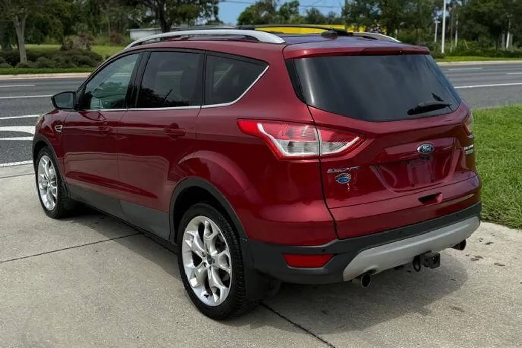 2013 Ford Escape Titanium photo 1