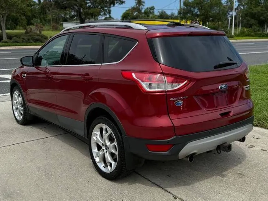 2013 Ford Escape Titanium photo 1