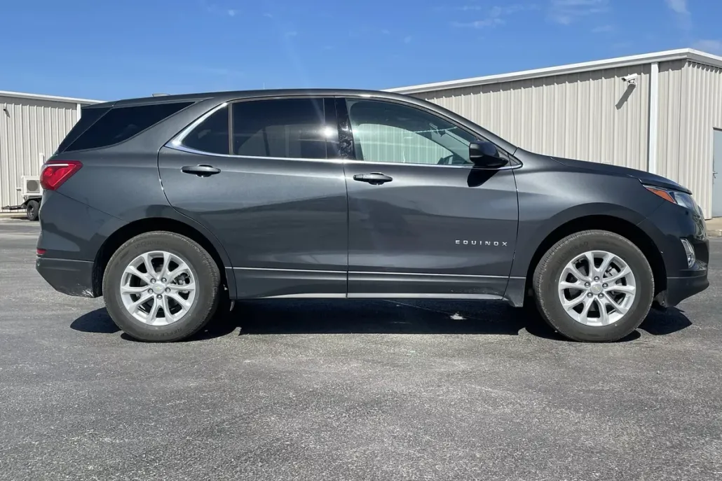 2020 Chevrolet Equinox photo 1