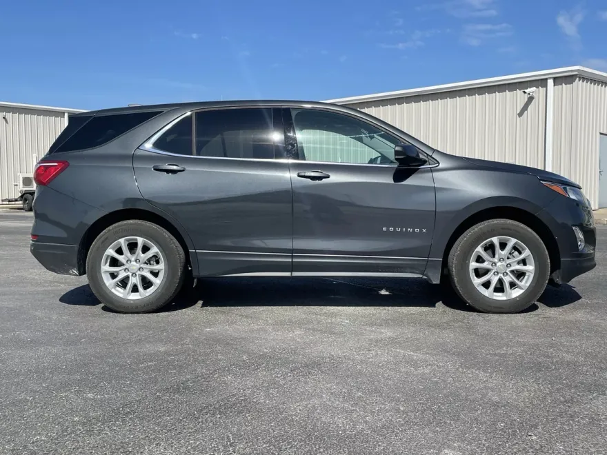 2020 Chevrolet Equinox photo 1