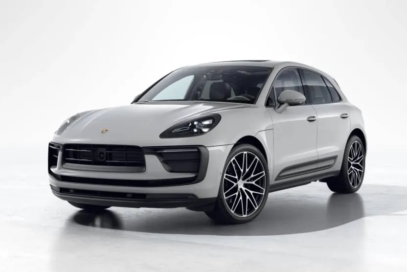 2026 Porsche Macan T photo 1