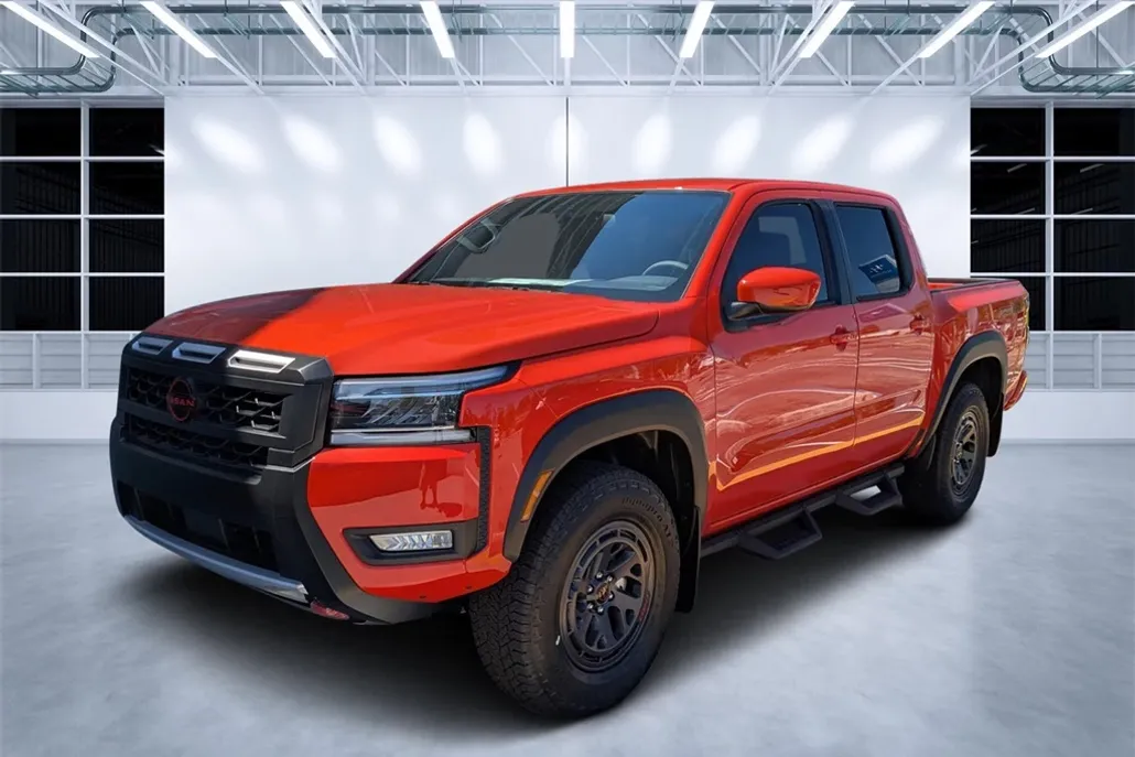 2025 Nissan Frontier PRO-4X photo 1