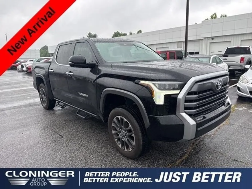 2022 Toyota Tundra Limited photo 1