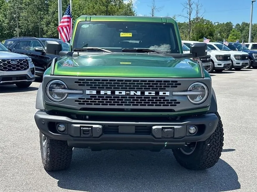 2025 Ford Bronco Badlands photo 1