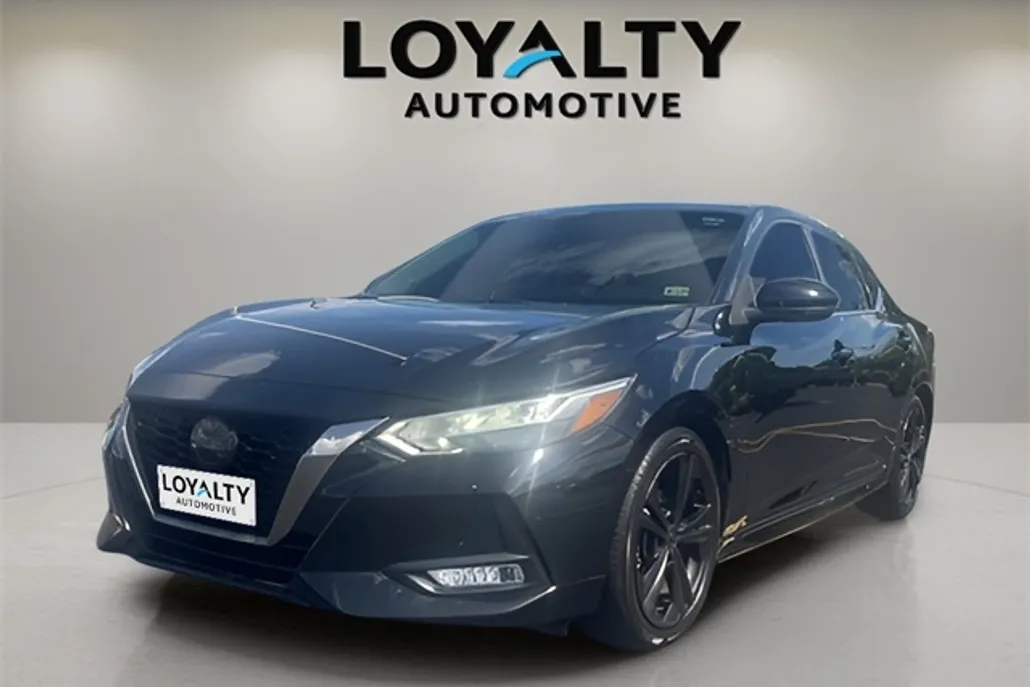 2021 Nissan Sentra SR photo 1