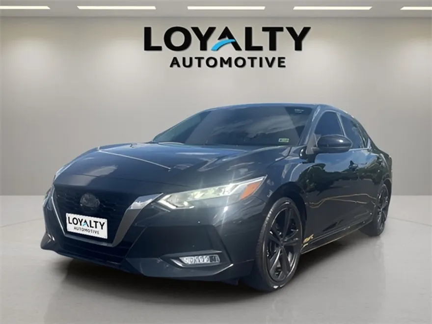 2021 Nissan Sentra SR photo 1