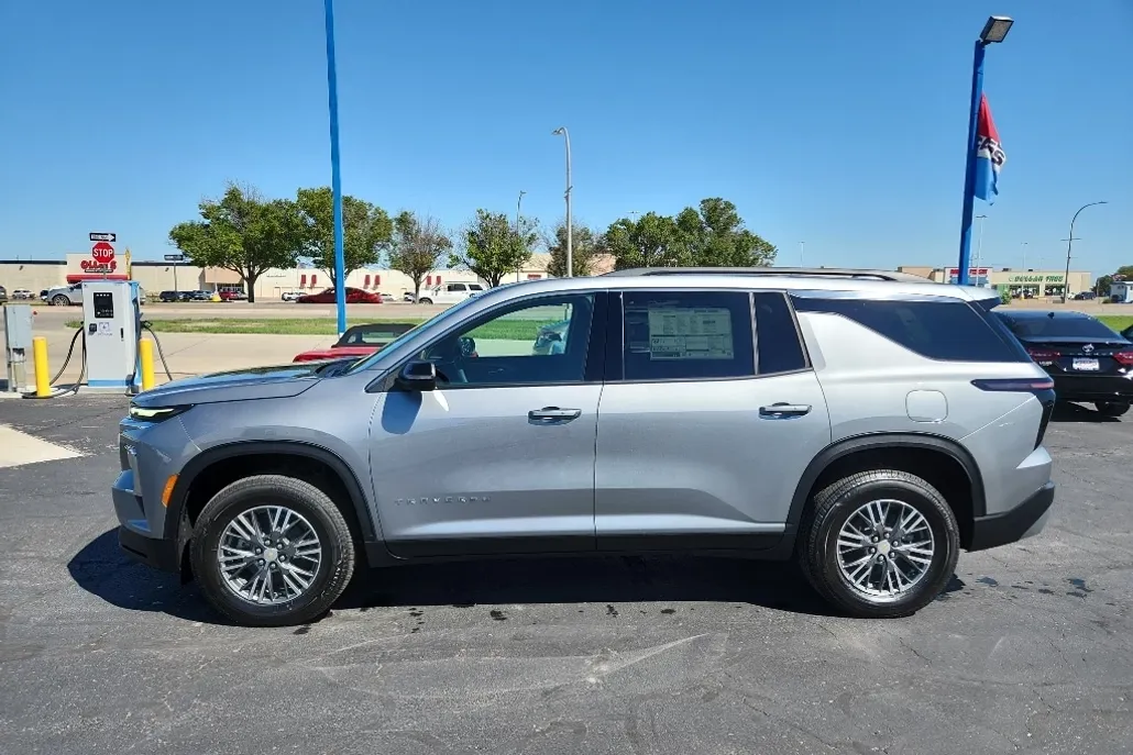 2026 Chevrolet Traverse photo 1