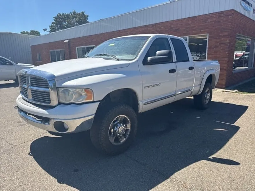 2004 Dodge Ram SLT Laramie photo 1