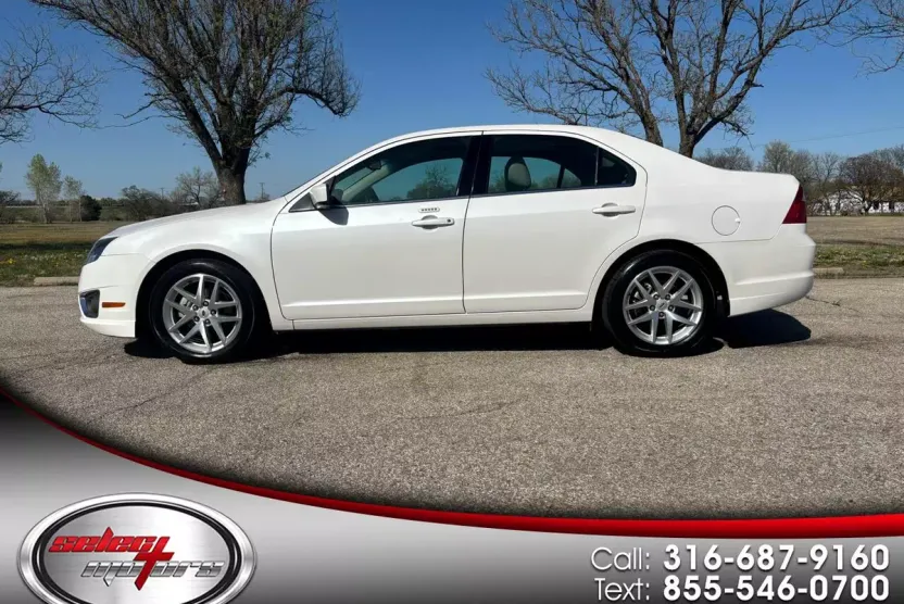 2010 Ford Fusion SEL photo 1